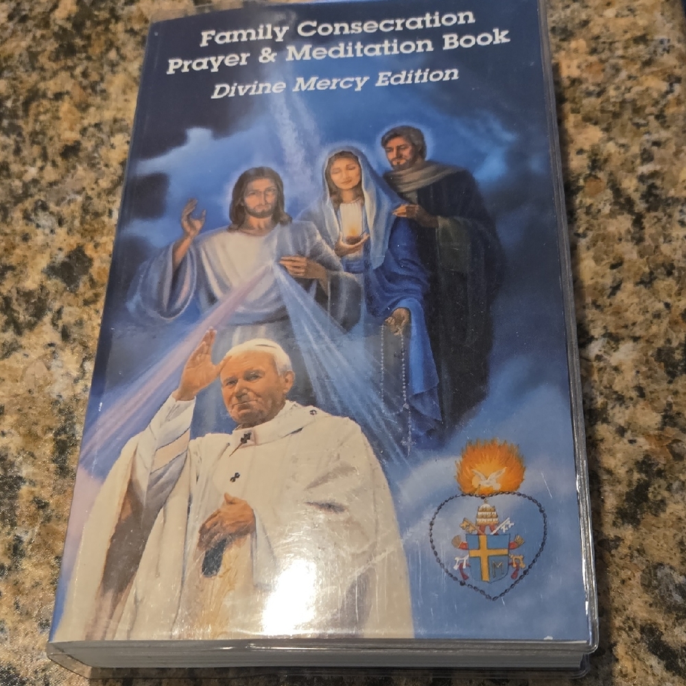 Family Consecration Prayer & Meditation Book - Divine Mercy Edition